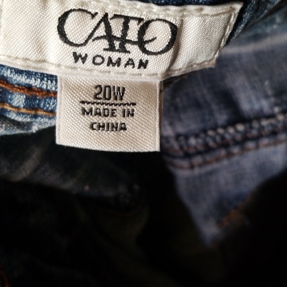 Capris - Picture 2 of 3